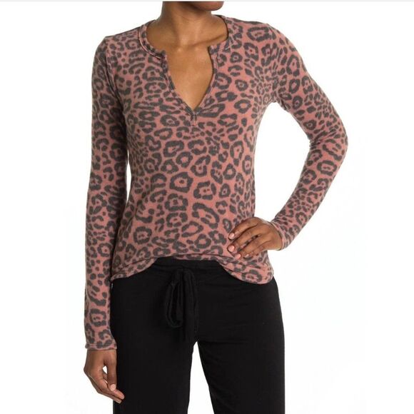 Socialite Tops - NWT Socialite Split Neck Fleece Long Sleeve Top